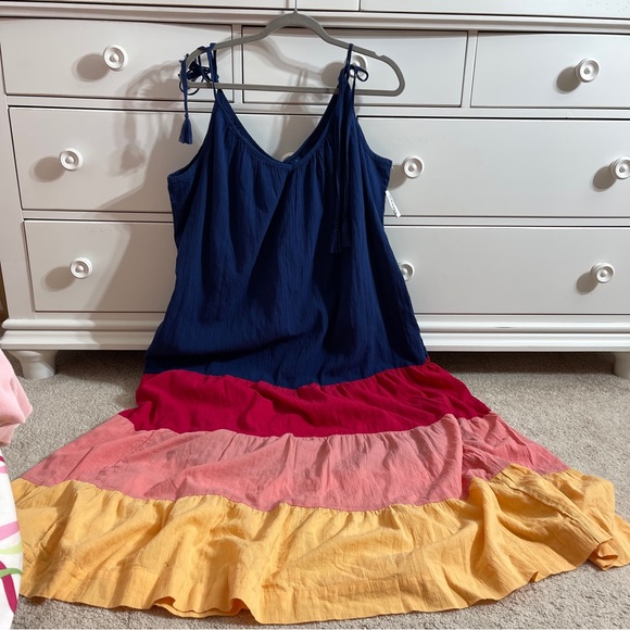 Old navy Sleeveless Tasseled Color-Block Maxi Swing dress - Picture 2 of 4